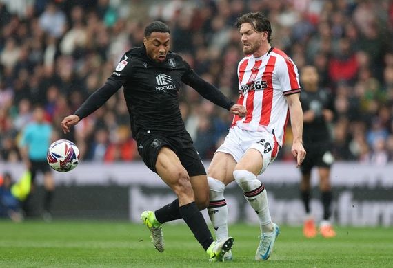 Nhận định soi kèo Stoke City vs Fulham lúc 21h00 ngày 15/2/2026